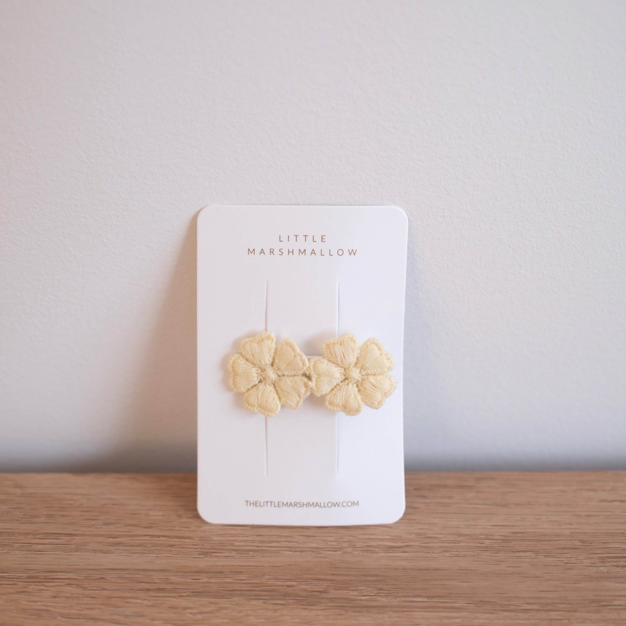 Flower Lace Clip // Buttercup