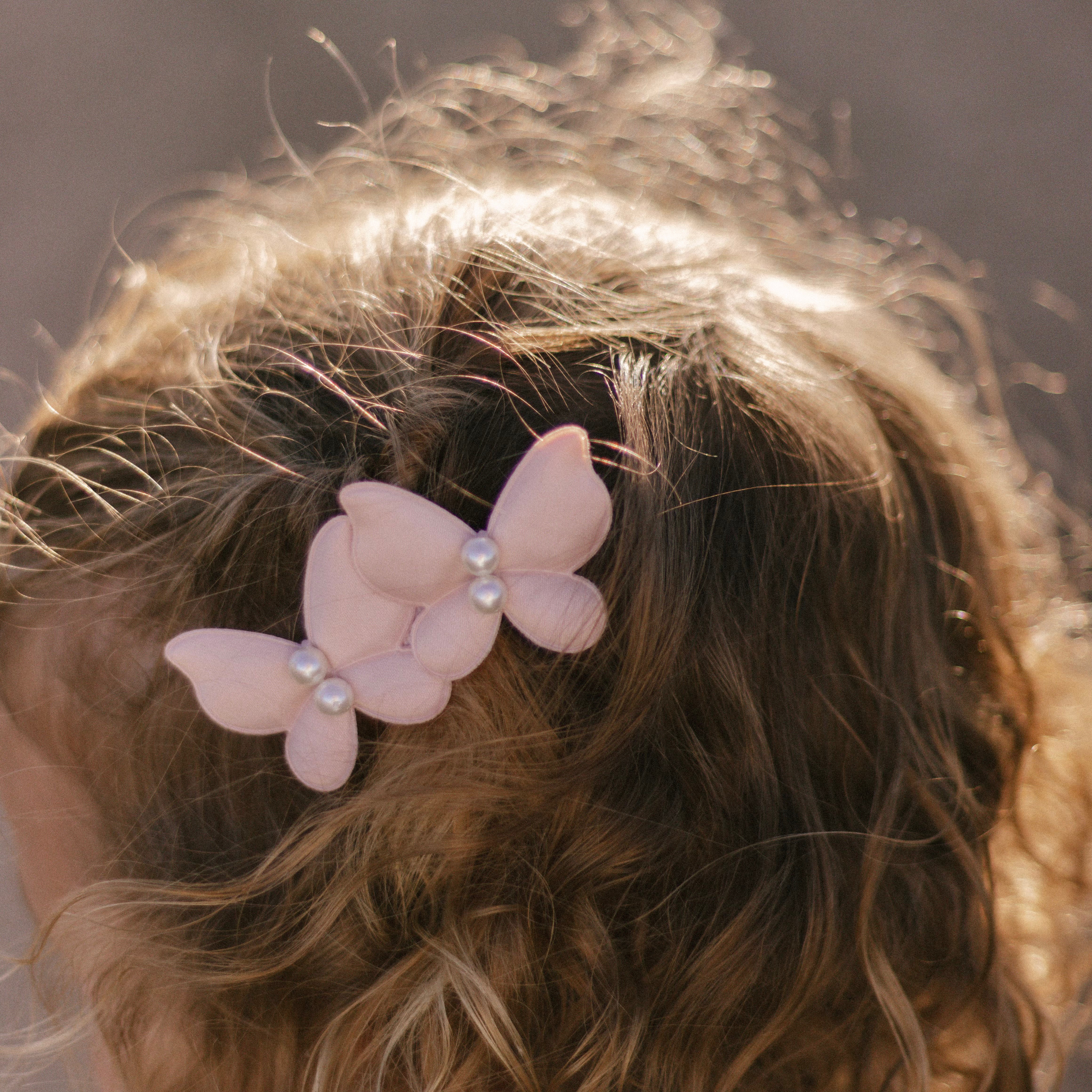 Double Butterfly Clip | Pearl Pink