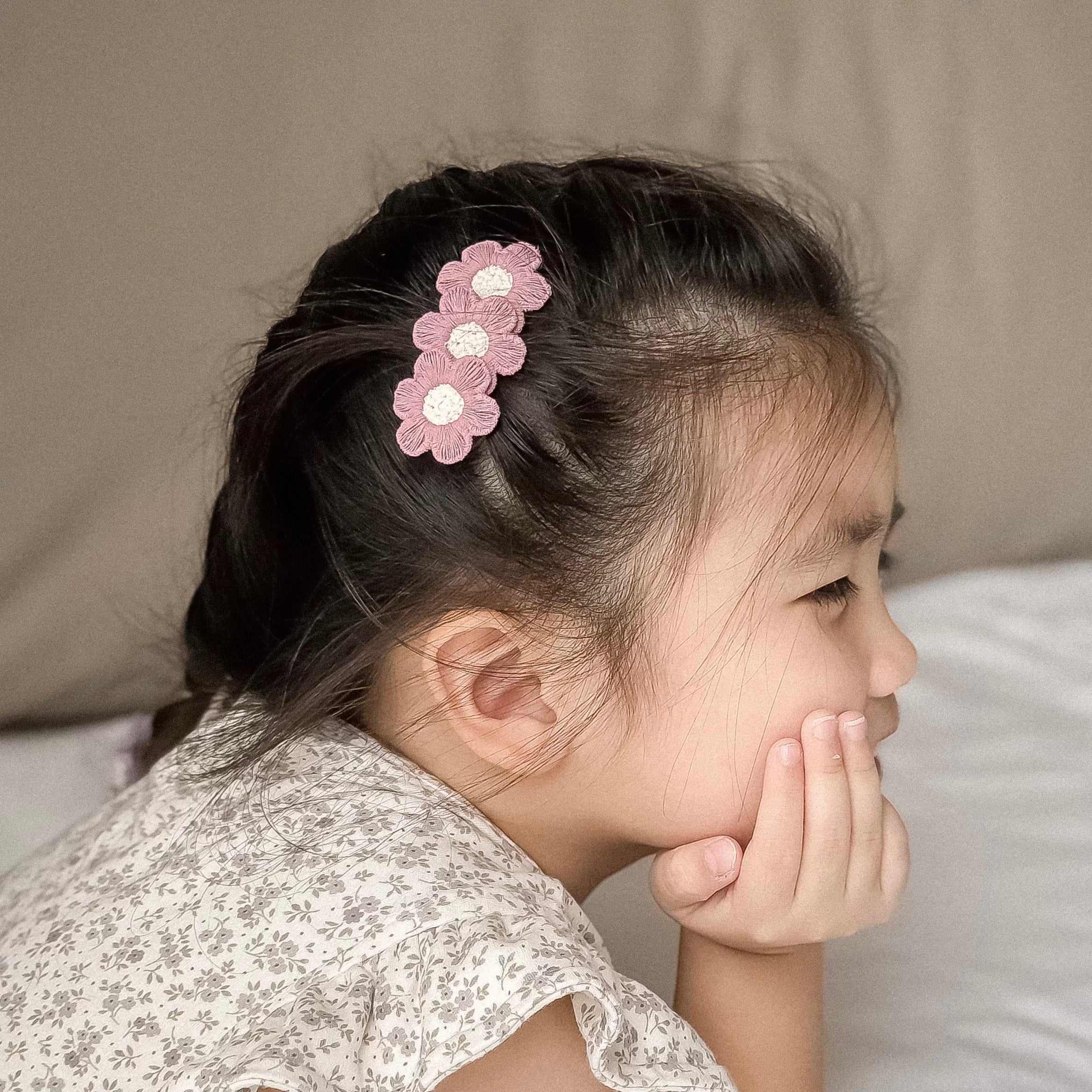 Clip | Sugar Plum Daisies